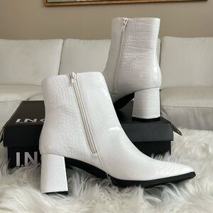 NIB White croc- embossed vegan leather square toe zipper ankle boots new inbox 8
